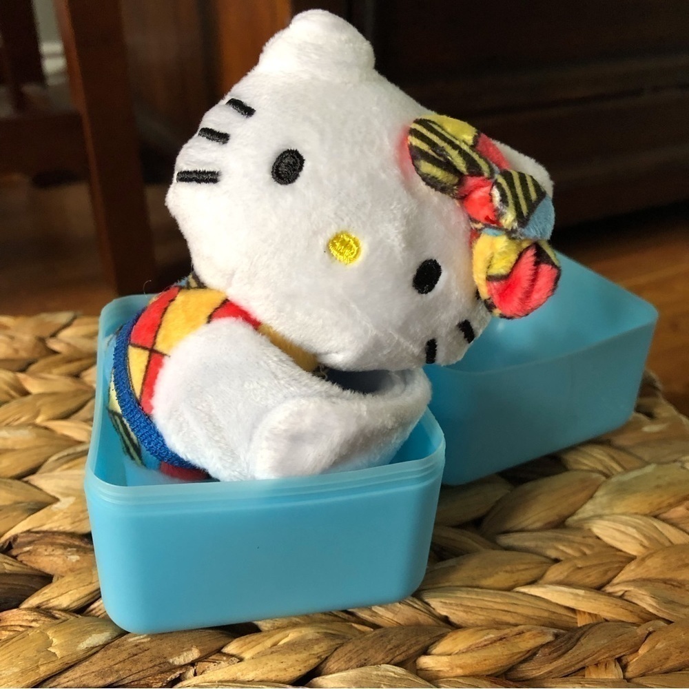 Hello Kitty Cutie Cuff: workout Hello Kitty